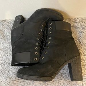 Women’s timberland booties size 10W